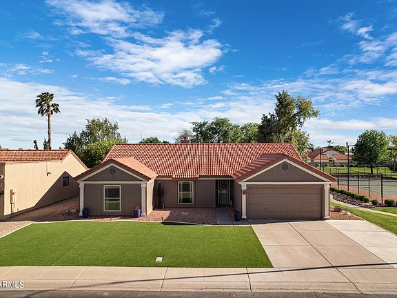 2nd image of 5871 W MORELOS Street