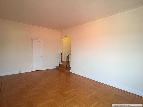4th image of 101 Cooper St APT 6D