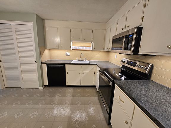 2nd image of 35 Swanson Ct APT 32D