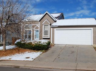 19901 E Amherst Dr, Aurora, CO 80013
