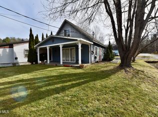 103 Wendell Ave, Broadalbin, NY 12025