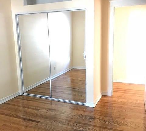 3rd image of 1607 W North Shore Ave #1E