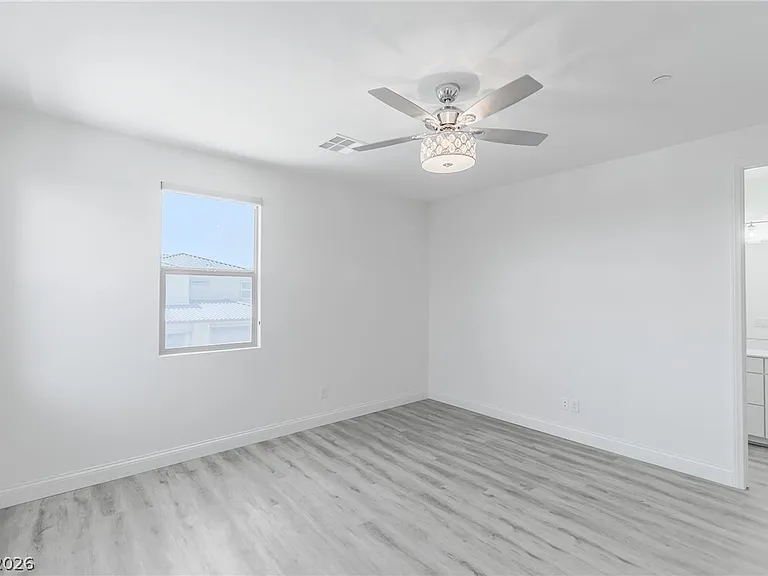 11648 Bearpaw Meadow Ave — Photo 14