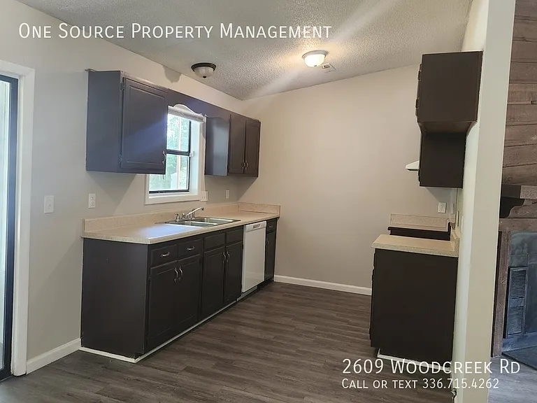 2609 Woodcreek Rd — Photo 7