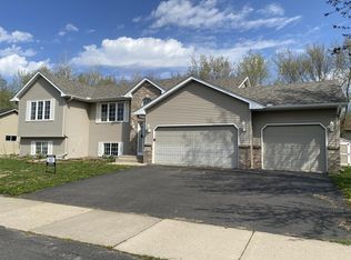 10222 46th Pl NE, Saint Michael, MN 55376