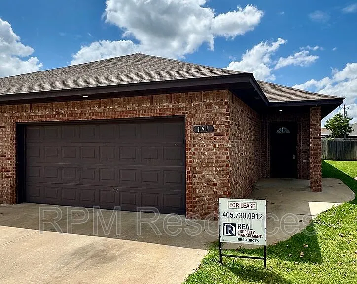 151 Bison Court Way — Photo 1