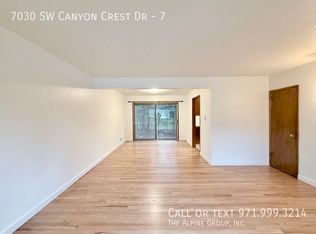 7030 SW Canyon Crest Dr #7, Portland, OR