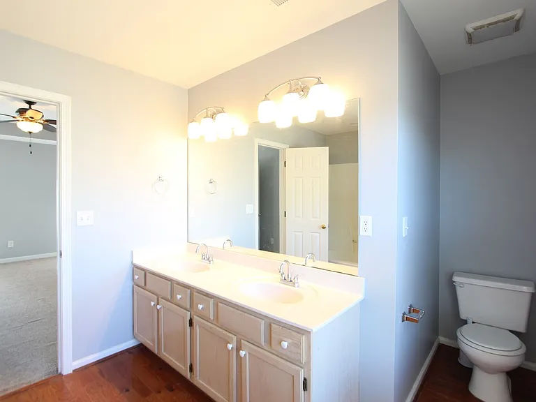 2813 Bridlewood Ter — Photo 17