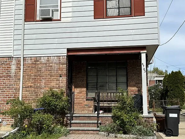 4703 212th St, Bayside, NY 11361