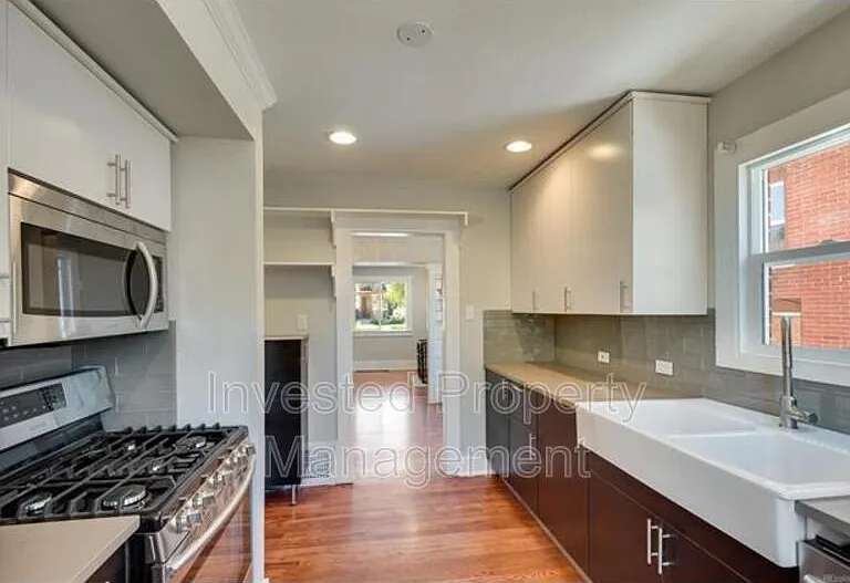 2063 S Pearl St — Photo 5