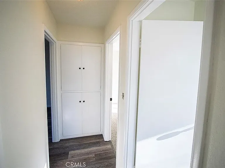 116 E Lewis St #B — Photo 18