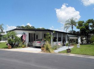 10 Royal Palm Cir, Largo, FL 33778