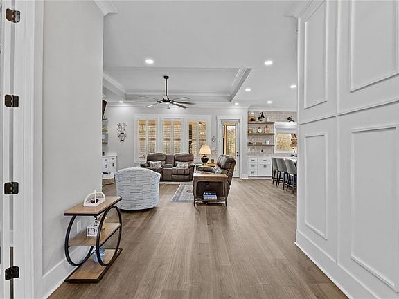 5th image of 825 Arch Tanner Rd