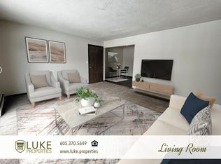 207 N Eastern Ave #7, Hartford, SD 57033