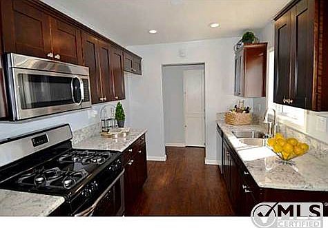 5th image of 4096 34th St
