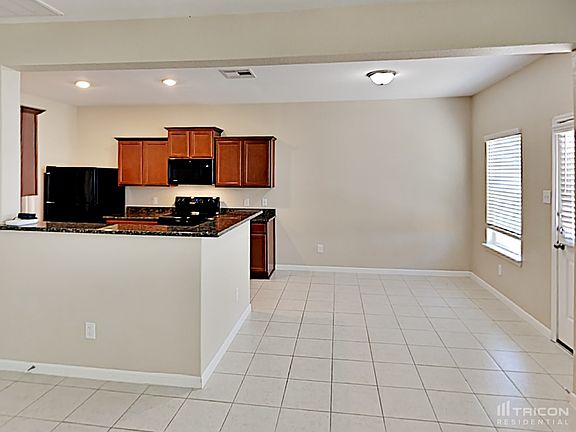 5th image of 676 Totem Trail Dr
