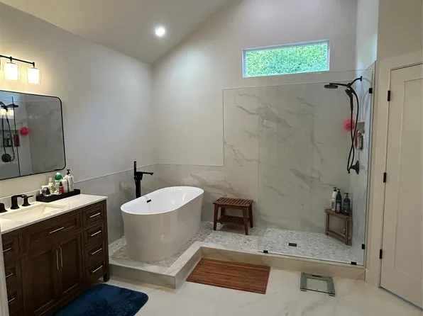 15602 Gettysburg Dr, Tomball, TX 77377
