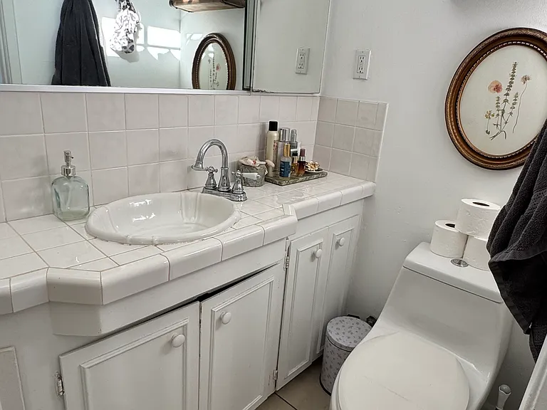 2730 Solana Way #C — Photo 10