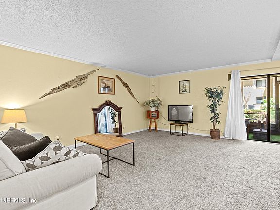 3rd image of 5811 ATLANTIC Boulevard #213