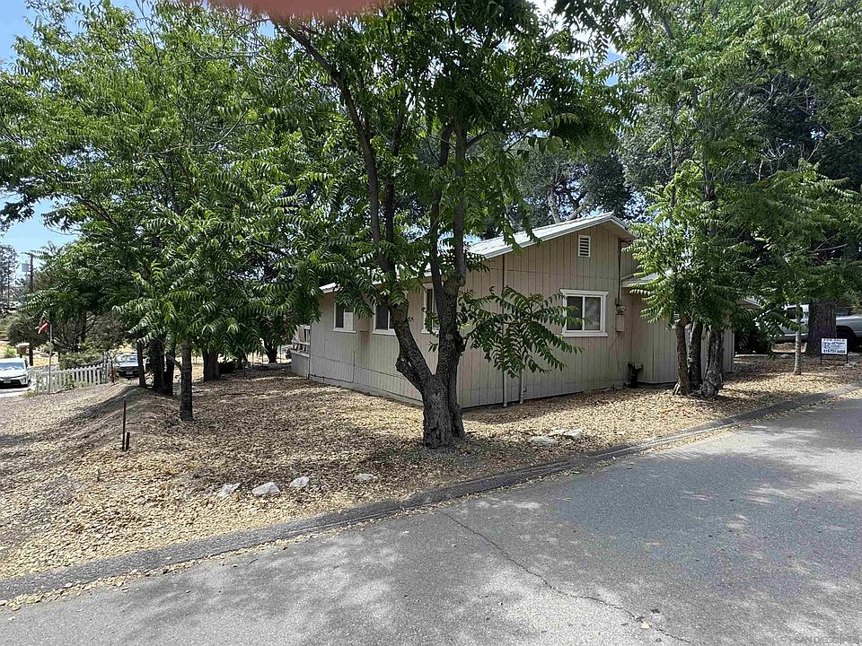 1st image of 2550 Live Oak Trl