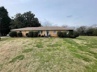 106 Brewton Ct, Anderson, SC 29621