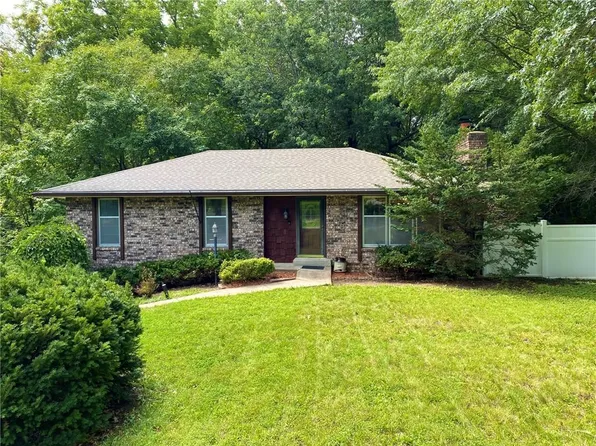 5508 S 37th Ter, Saint Joseph, MO 64503