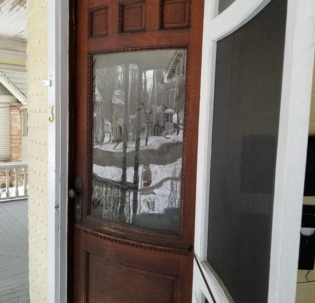 223 N Kalamazoo Ave — Photo 2