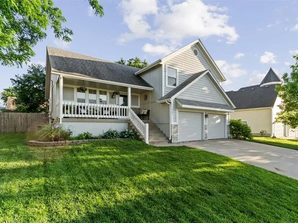 727 SE London Way, Lees Summit, MO 64081