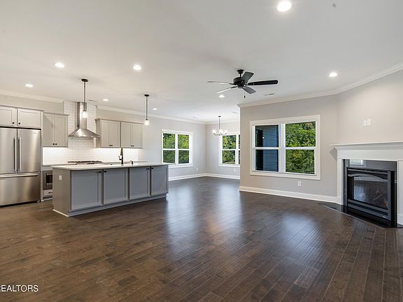 4th image of 1904 Melton Meadows Dr