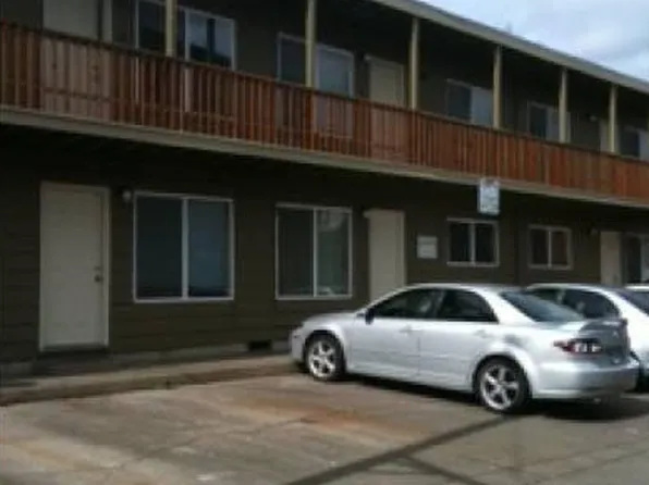 1774 Patterson Aly, Eugene, OR 97401