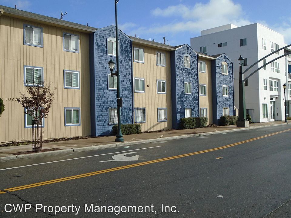 1st image of 10900 Macarthur Blvd APT 05