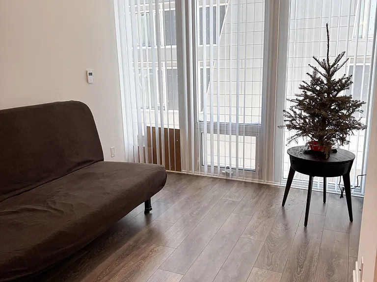 60 Shuter St #202 — Photo 8