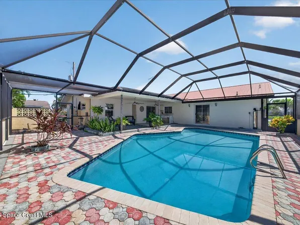 150 Magnolia St, Satellite Beach, FL 32937