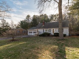 130 Linebrook Rd, Ipswich, MA 01938