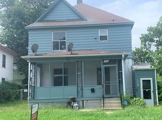 1529 SW Polk St, Topeka, KS 66612