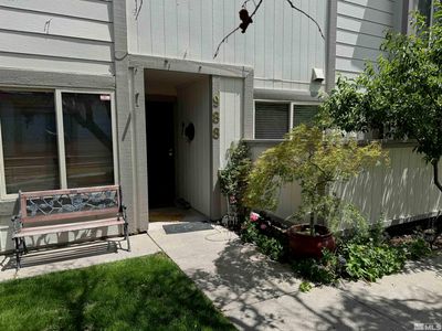 988 Holman Way, Sparks, NV, 89431