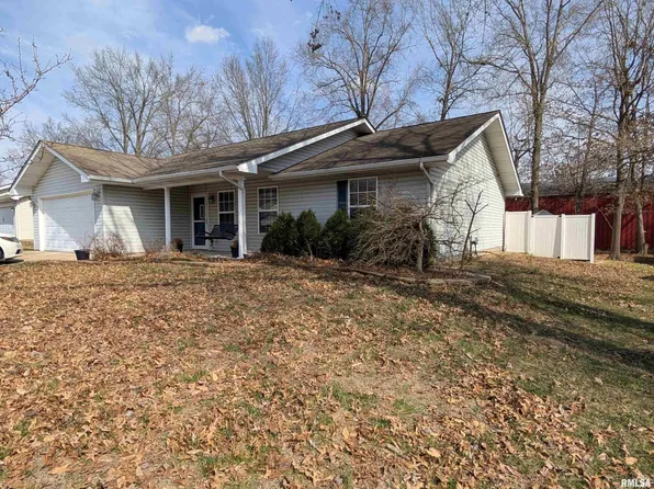 1609 Seigler Dr, Marion, IL 62959