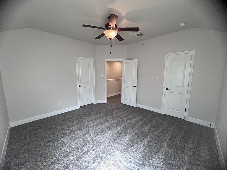 6302 Melanzane Ave #1 — Photo 11