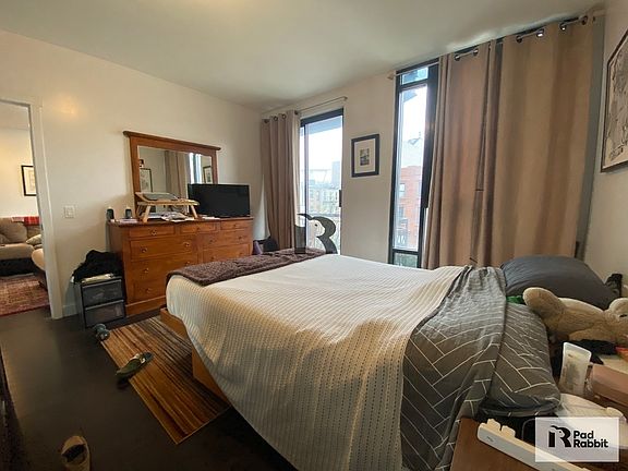 5th image of 76 Lexington Ave APT 301