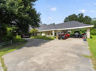 168 Davis Rd, Picayune, MS 39466