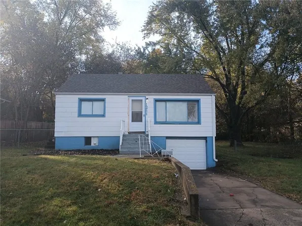 1211 E South Ave, Independence, MO 64050
