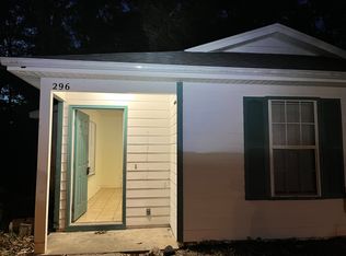 296 Carterwood Dr, Tallahassee, FL 32305