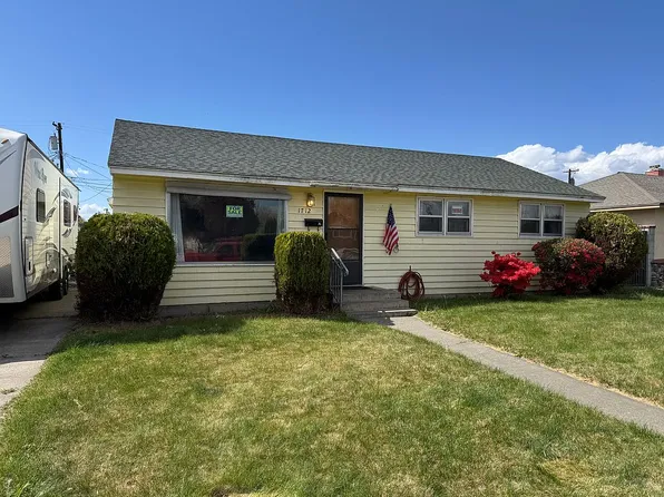 1712 N 16th Ave, Pasco, WA 99301