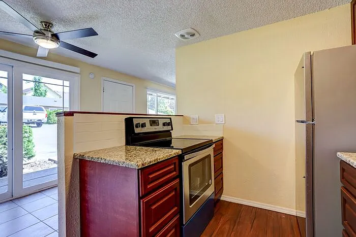 4811 SE Boardman Ave #18 — Photo 8