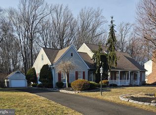 1460 Estate Ln, Southampton, PA 18966