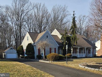 1460 Estate Ln, Southampton, PA, 18966