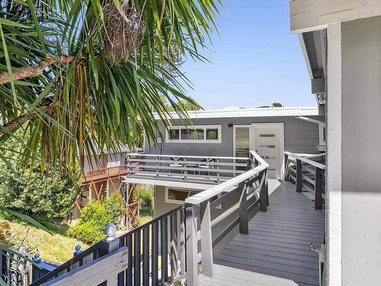 1131 W California Ave — Photo 41