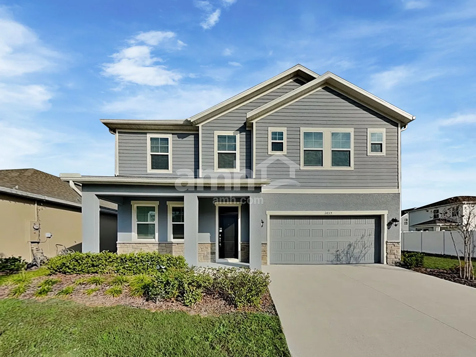 4 bed, 2.5 bath, 2449 sqft, $2,780 — Photo 1
