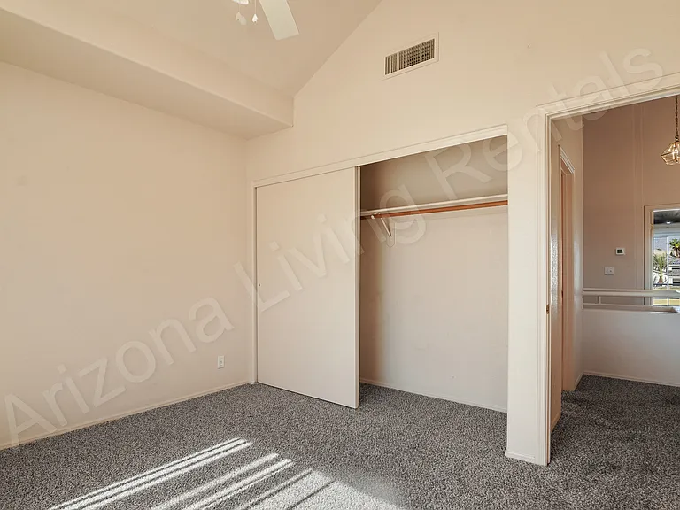 420 Acoma Blvd S #34 — Photo 13