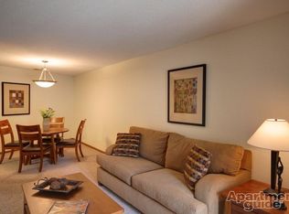 844 4th St SW #205, Forest Lake, MN 55025